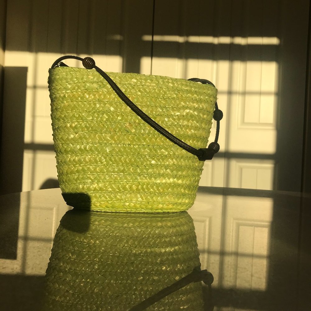 NEW! Blue Saks Fifth Avenue green straw/rattan bag